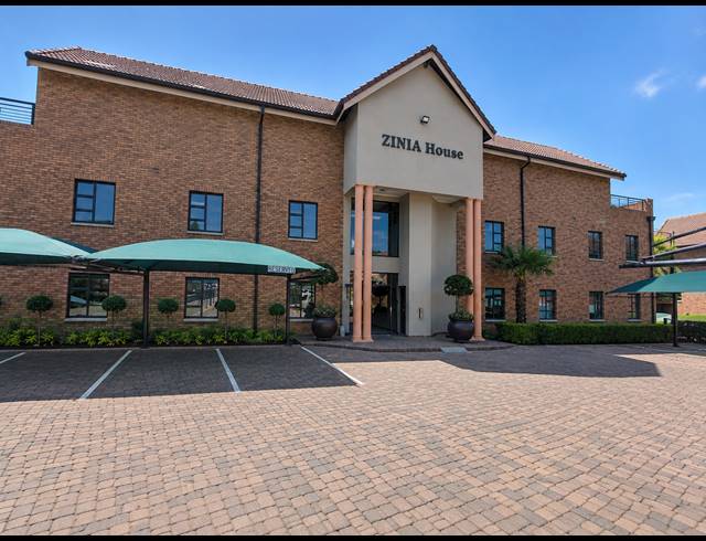118M² OFFICE TO LET IN FOURWAYS